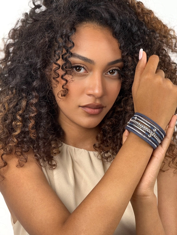 Pulsera Brazalete Multi-Capas Azul Marino con Cadenas y Strass