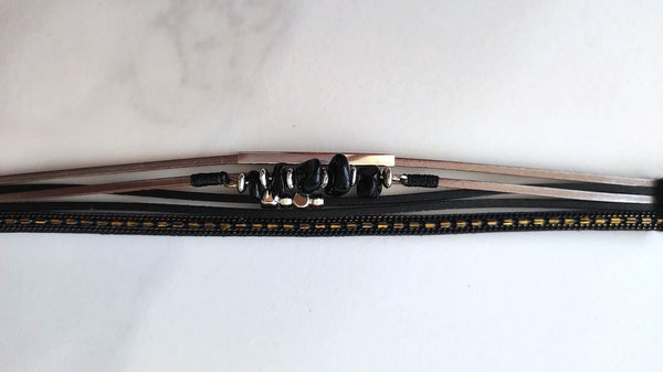 Pulsera Multi-Capa Negra y Plateada