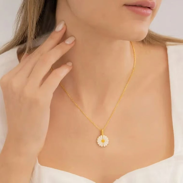 Daisy flower neckalce
